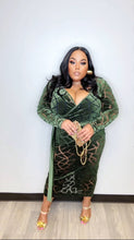 Load image into Gallery viewer, Velvet Romance Dress